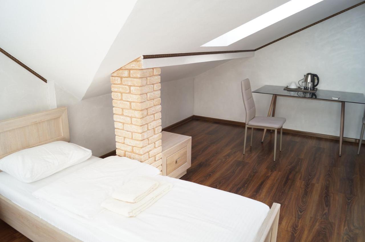 Motel Rosinka Ukrainka Zewnętrze zdjęcie