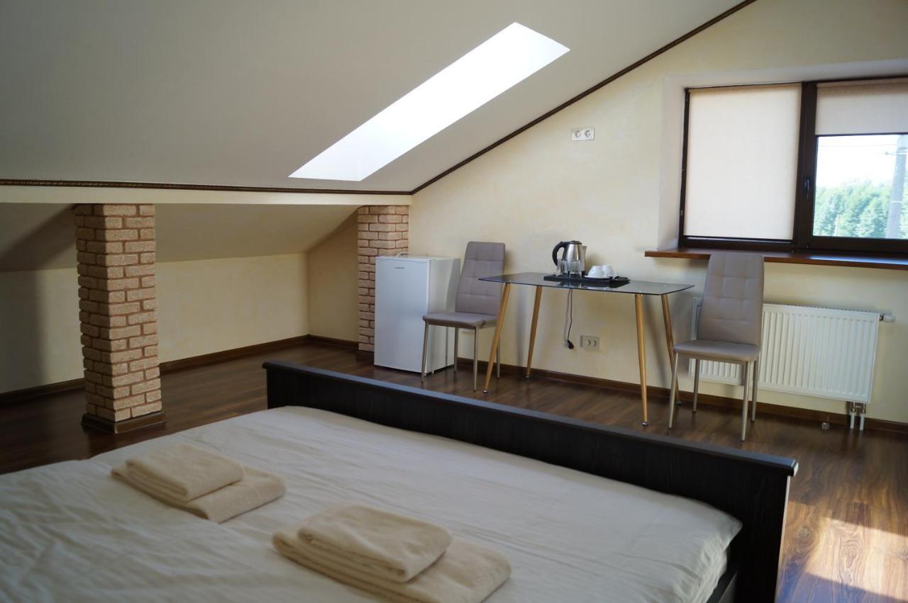 Motel Rosinka Ukrainka Zewnętrze zdjęcie